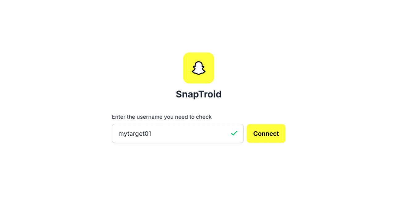 The Snaptroid web-based dashboard showing real-time tracking of a Snapchat account's location, snaps, and chats.